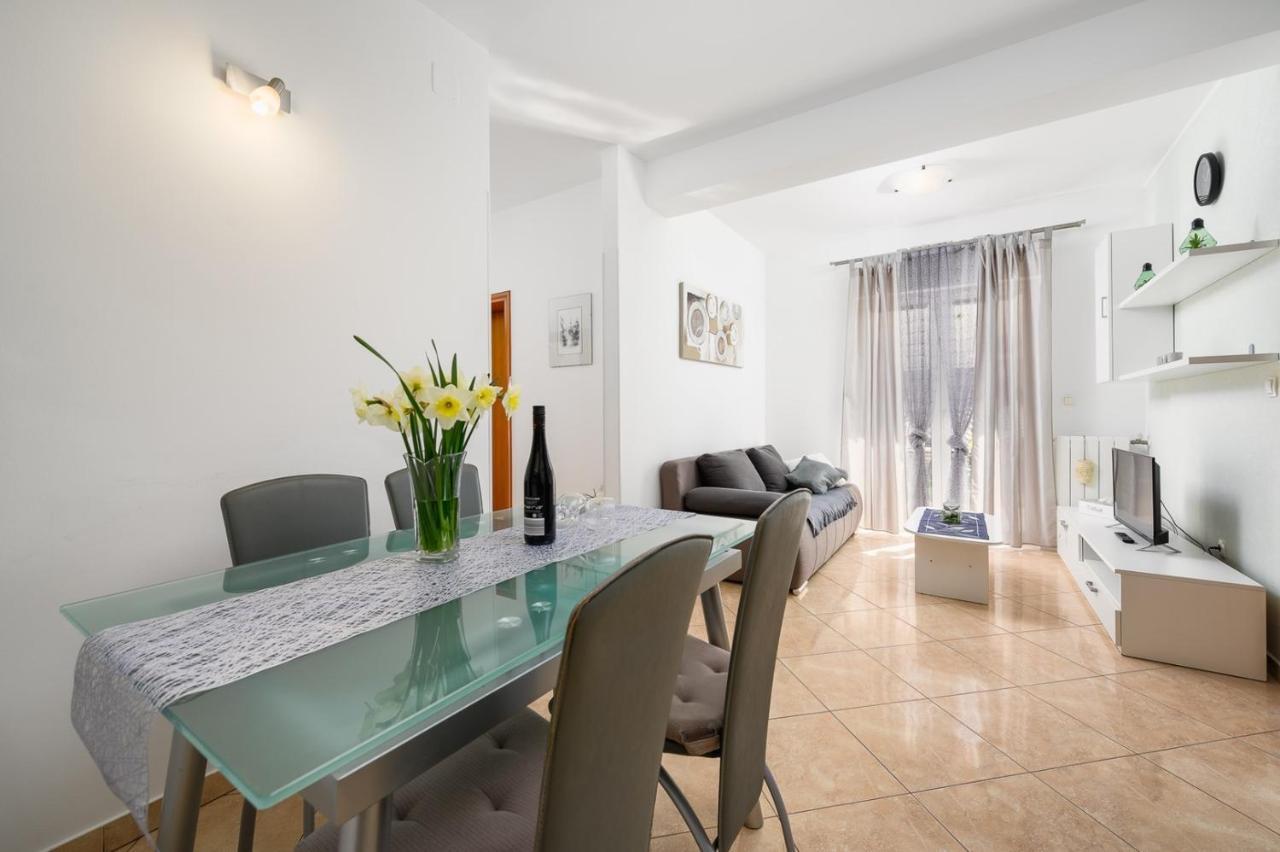 Bozica House With Apartments Murine Exterior foto